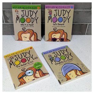 Judy Moody 4 Chapter Book Bundle (1, 2, 4 & 5)